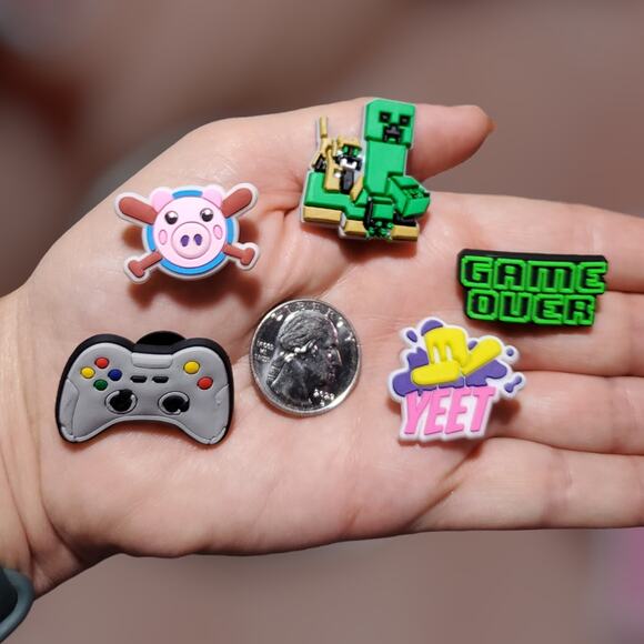 21 Video Game Themed Croc Charms - Shoe Accessories - Picture 3 of 6